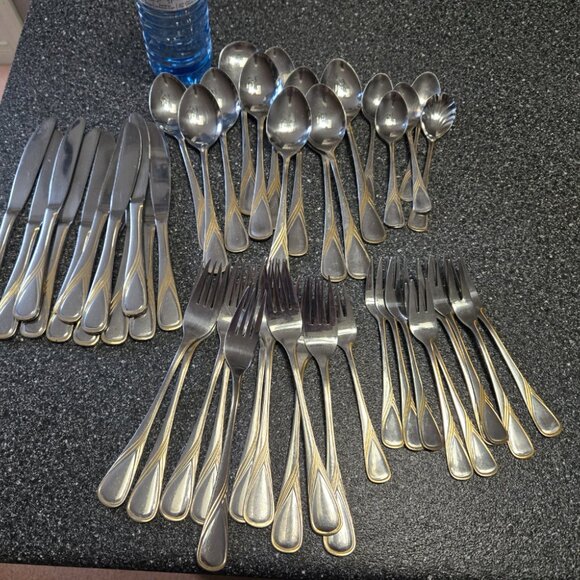 Edelstahl Rostfrei 18/10 Stainless Flatware Set - Picture 4 of 4